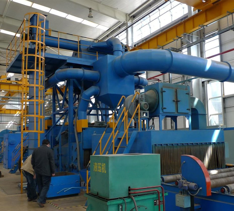 Continuous pass through roller conveyor type Shot blasting machine